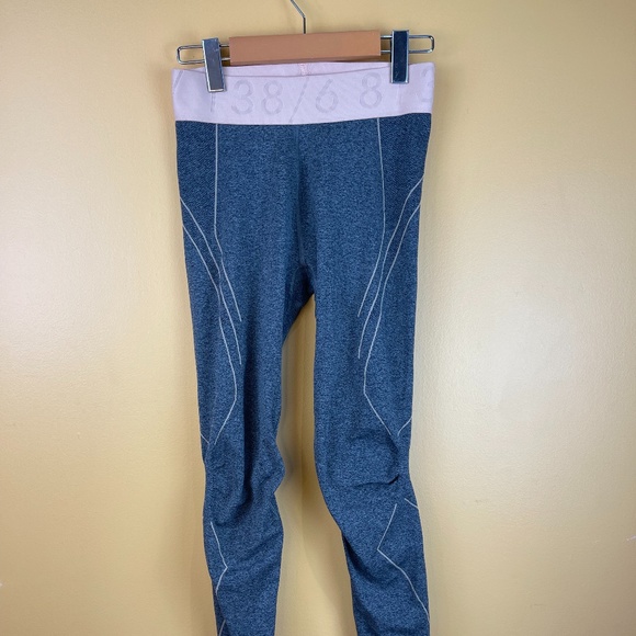 H&M sport seamless pink band leggings - Picture 2 of 4